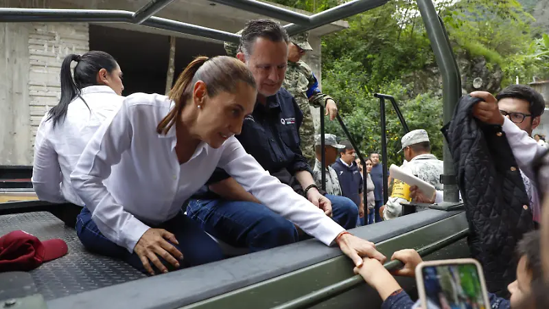 251013_CLAUDIA SHEINBAUM_DAMINIFICADOS INUNDACIONES PINAL DE AMOLES_HA_22